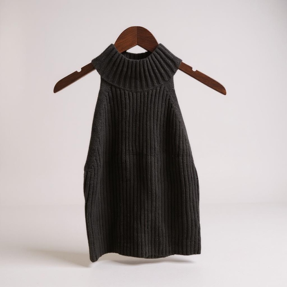 & Other Stories Sleeveless Ribbed Turtleneck Knit Top | Size S